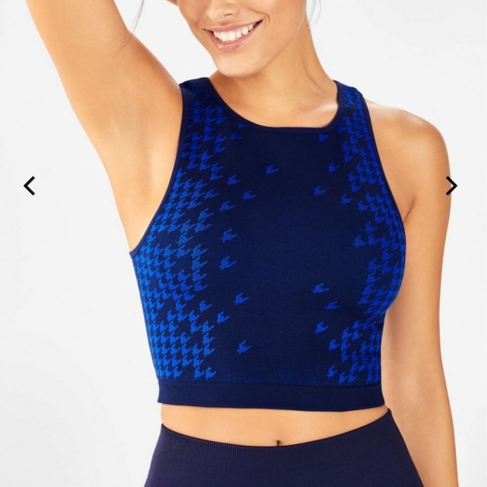 Fabletics spot top